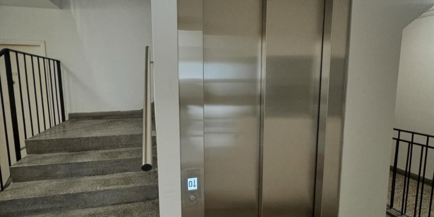 Ugradnja novog lifta u postojećem stubištu, Ulica Slobode 4, Split